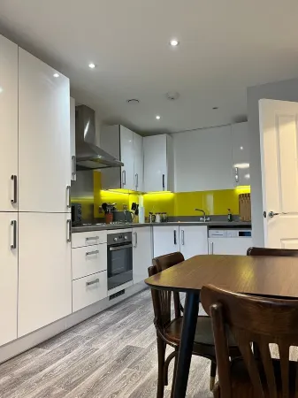 In the heart of Guildford and the Surrey Downs, 35 minutes by train from London