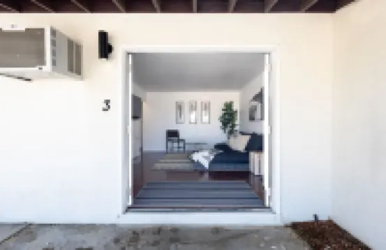 C3- Modern Black & White Interior w/ a Warm Boho Edge