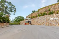 Spirint of Terrena 3BR Relax Villa with Private Jacuz, ocean view,Bbq,beach 500m