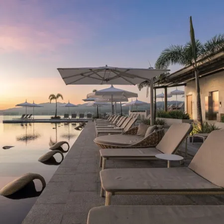 Exclusive 3-bedroom apartment in luxurious  beach front condo in Bucerías