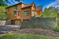 Stunning Vermont Cabin w/ Private Lake Access - Wifi