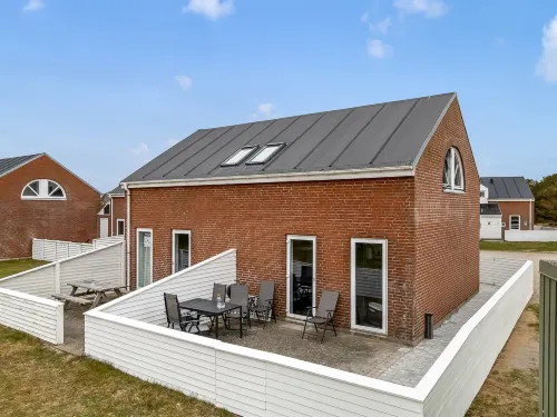 "Sighwald" - 2.3km from the Sea