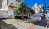 Sophisticated Stay 200m From Praia Brava - EHI
