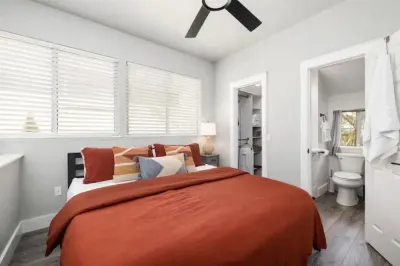 Stylish Retreat+Free Scooter - Next to Greenway! Hotels near Arkansas Air and Military Museum