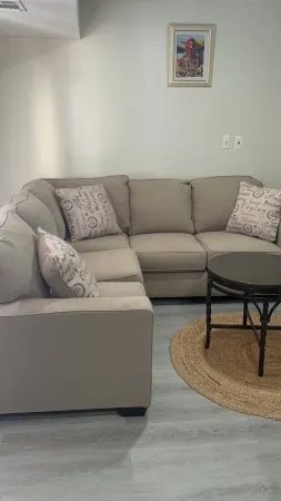 Amazing non smoking double bed apartment.