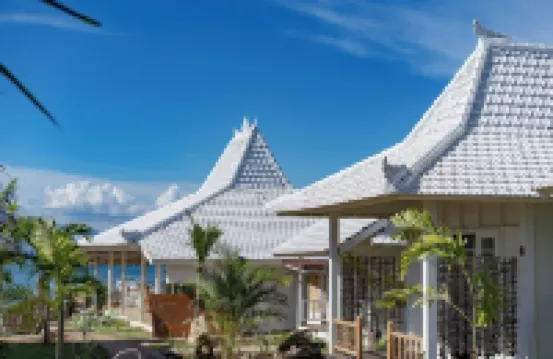 โรงแรมพาอุส ปูติห์ โรงแรมใกล้หาด Tamarind