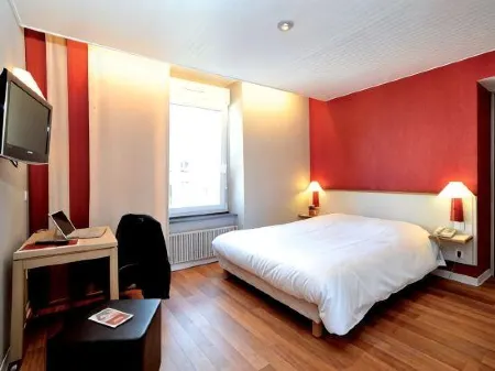 The Originals Access Hôtel Arum Remiremont Отели в г. Пломбьер-Ле-Бэн