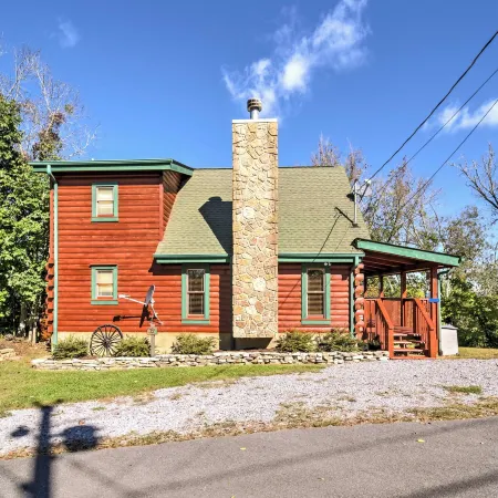 Sevierville Retreat Private Hot Tub and Lake Views!
