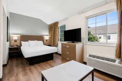 MainStay Suites Raleigh North