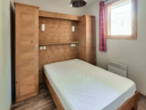 Chalet in Vars with Ski-in Ski-Out Access