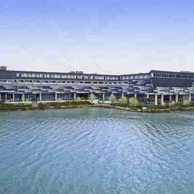 Mercure Melbourne Caroline Springs Hotel Exterior