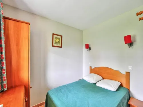 Apartment in France near Tranquil Lake