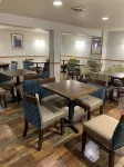 Days Inn by Wyndham Custer - Aamiainen