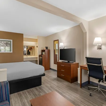 Quality Inn & Suites Stockbridge Atlanta South I-75