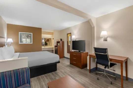 Quality Inn & Suites Stockbridge Atlanta South I-75