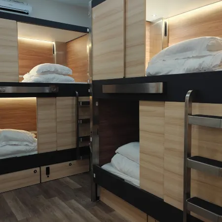 I Street Capsule Hostel