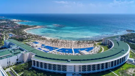 Barceló Maya Riviera - All Inclusive Adults Only Отели рядом с достопримечательностью «Rockaway Bay»