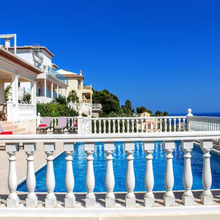 Villa with Heated Pool