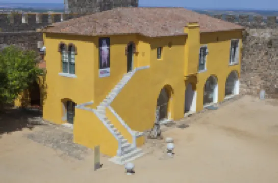 ฮอลิเดย์ อินน์ เบจา บาย IHG โรงแรมใน