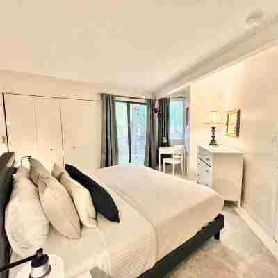 Windmill Cottage at Abbey Springs Near Lake & Shops! Rooms