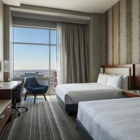 Kansas City Marriott Downtown Отели рядом с Международный аэропорт Канзас-Сити