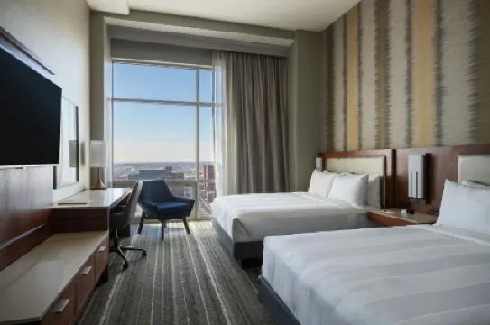 Kansas City Marriott Downtown Отели рядом с Международный аэропорт Канзас-Сити