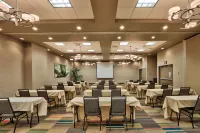 Holiday Inn & Suites ALBUQUERQUE-NORTH I-25 by IHG