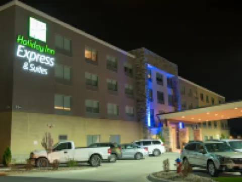 Holiday Inn Express & Suites DAYTON SW - UNIVERSITY AREA by IHG Hotels in Dayton