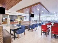 Holiday Inn Express & Suites GRAND RAPIDS - AIRPORT NORTH by IHG Hotels in Forest Hills