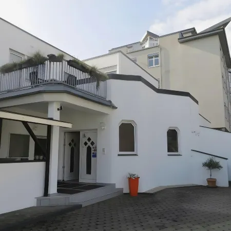 Hotel Tannenblick Отели рядом с достопримечательностью «Харнхайм»