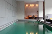 Egnatia Hotel - Bintang 3