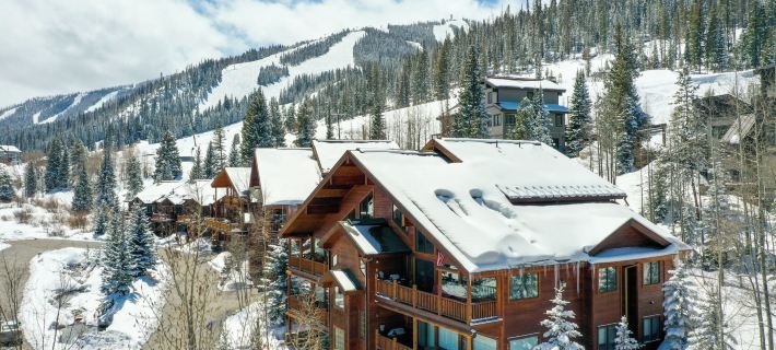 Slopeside Sanctuary - Penthouse < 1 Mi to Lifts! Hotels in Winter Park