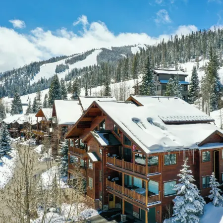 Slopeside Sanctuary - Penthouse < 1 Mi to Lifts!