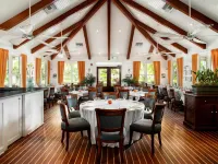 Tranquility Bay Resort - بار