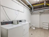 Bright Studio with Balcony near Coogee Beach