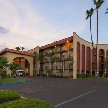 Motel 6 Phoenix, AZ – Sky Harbor
