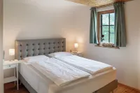 Lakeview Apartment