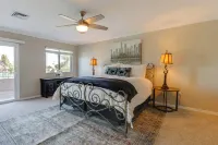 湖濱生活！帶碼頭和泳池的鳳凰城大宅 Trader Joe's附近的飯店