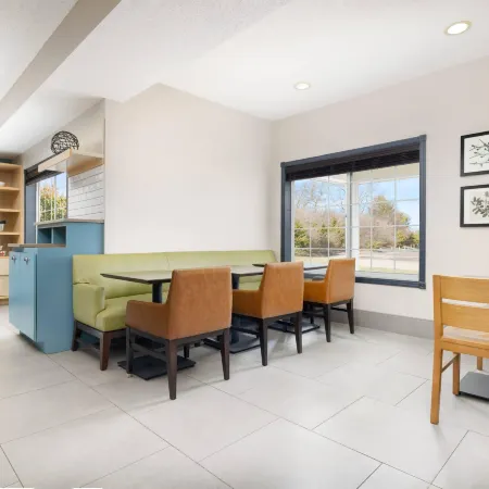 Country Inn & Suites by Radisson, Springfield, Oh