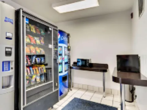 모텔 6 린시컴 하이트 - 볼티모어 워싱턴 인터내셔널 에어포트