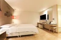 We Motel