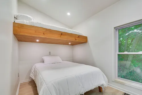 Single-Story Cabin on Hyco Lake Swim and Unwind! - 2 étoiles