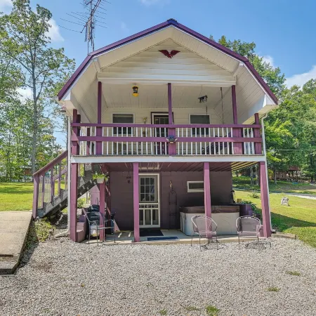 Dog-Friendly Home Rental ~ 5 Mi to Cave Run Lake!