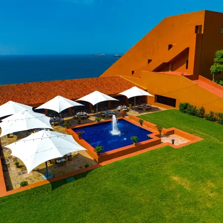 Las Brisas Ixtapa