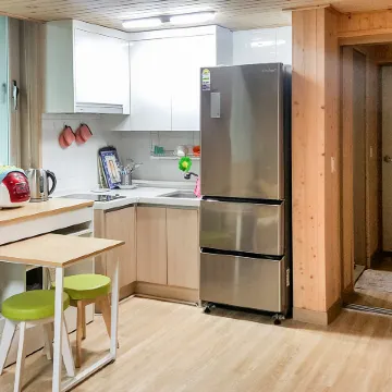 Odaesan Healing Town Byeolbit-Dong Отели рядом с достопримечательностью «Woljeongsa»