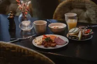 Home Hotel Kung Oscar - breakfast