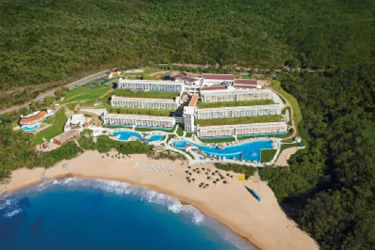 Secrets Huatulco Resort and Spa Hotels in 