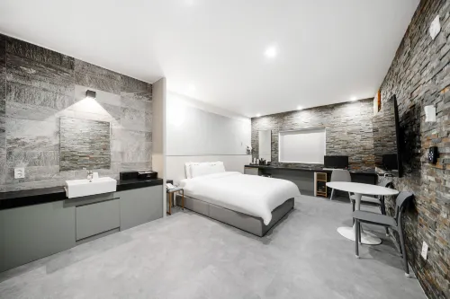 Jeonju New Town Hotel Message - Motels