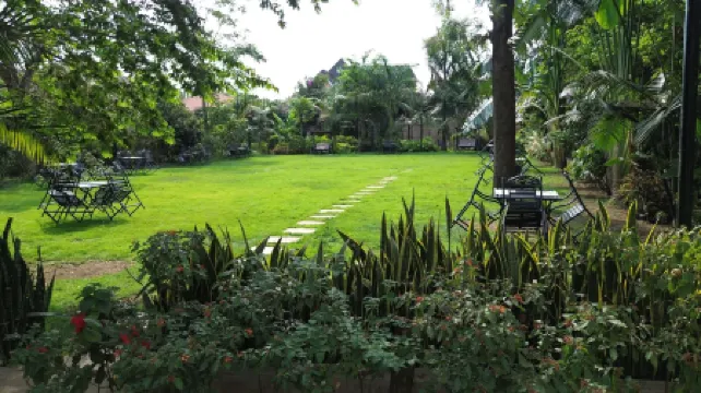 Sunset Retreat Hotel