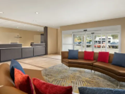 Candlewood Suites SAFETY HARBOR - CLEARWATER NE by IHG クリアウォーターのホテル